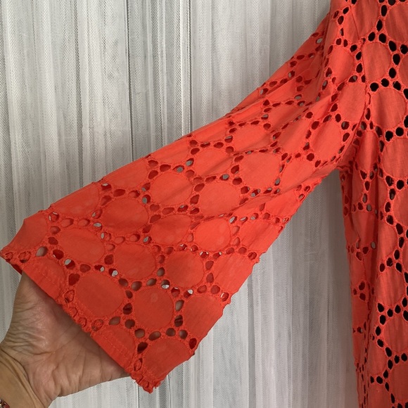 Jordan Taylor swimsuit cover up - Picture 5 of 16